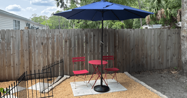 How-to Guide on Pea Pebble Rock Glue Project